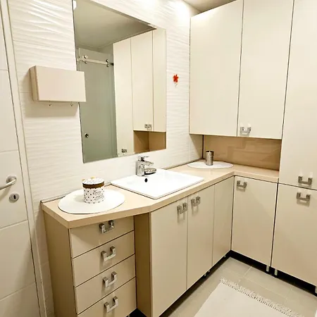 Deluxe Jade Apartmens Apartment *