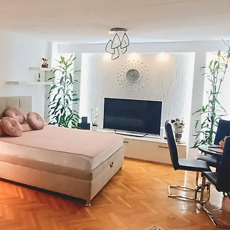 Apartament Deluxe Jade Apartmens *