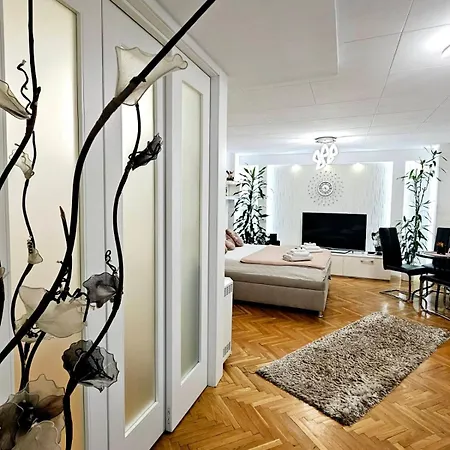 Deluxe Jade Apartmens Nisz